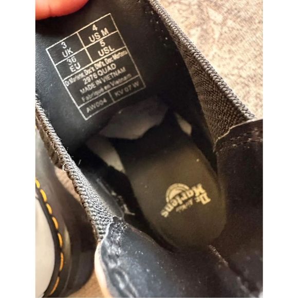 Dr. Martens 2976 SMOOTH LEATHER PLATFORM CHELSEA BOOTS US Ladies 5 Mens 4 - Picture 5 of 15